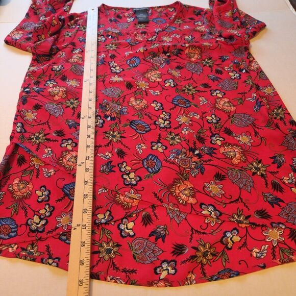 Chelsea & Theodore top Women's medium Tulip hem Crossover Long sleeves V-neck - Picture 7 of 14